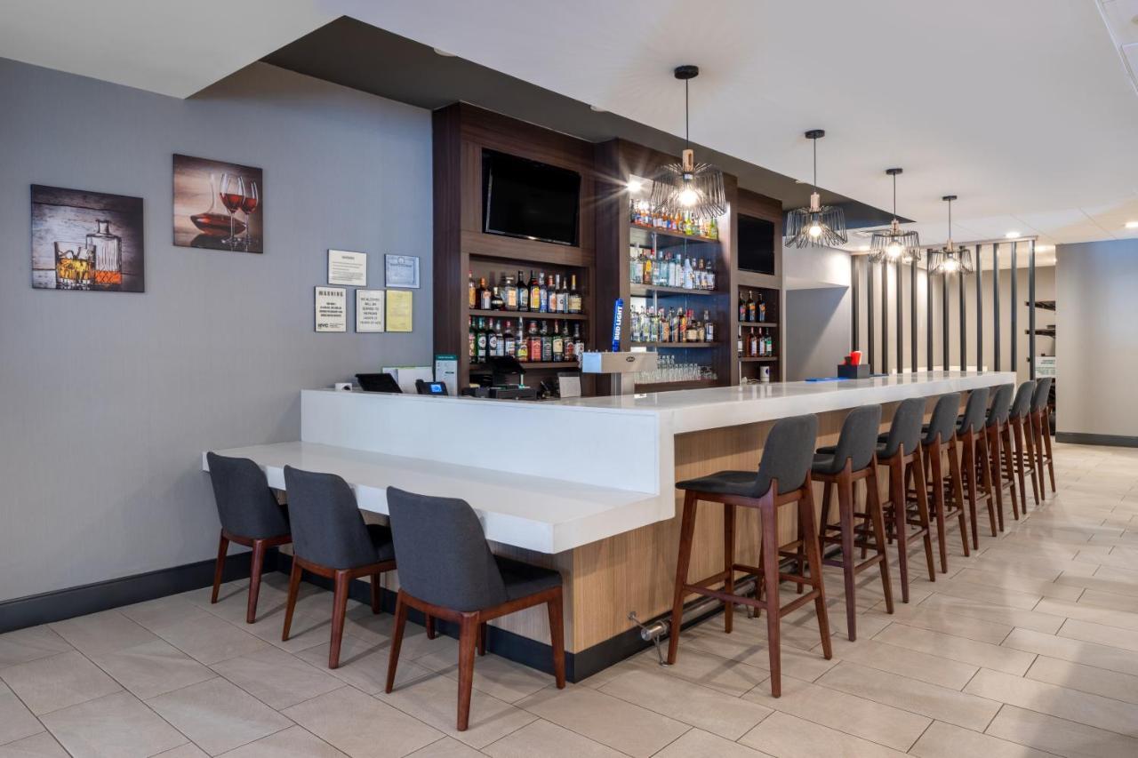 Holiday Inn Poughkeepsie By Ihg Kültér fotó
