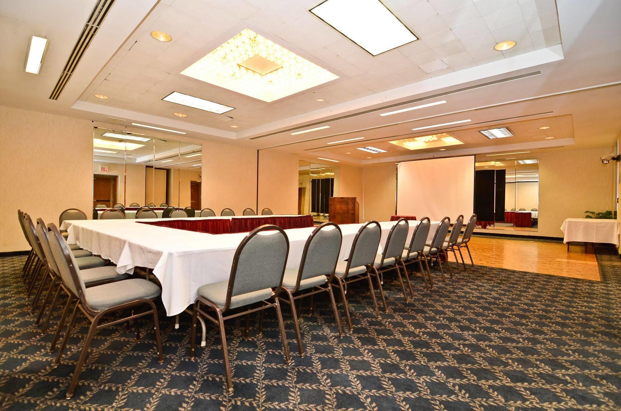 Holiday Inn Poughkeepsie By Ihg Üzleti fotó